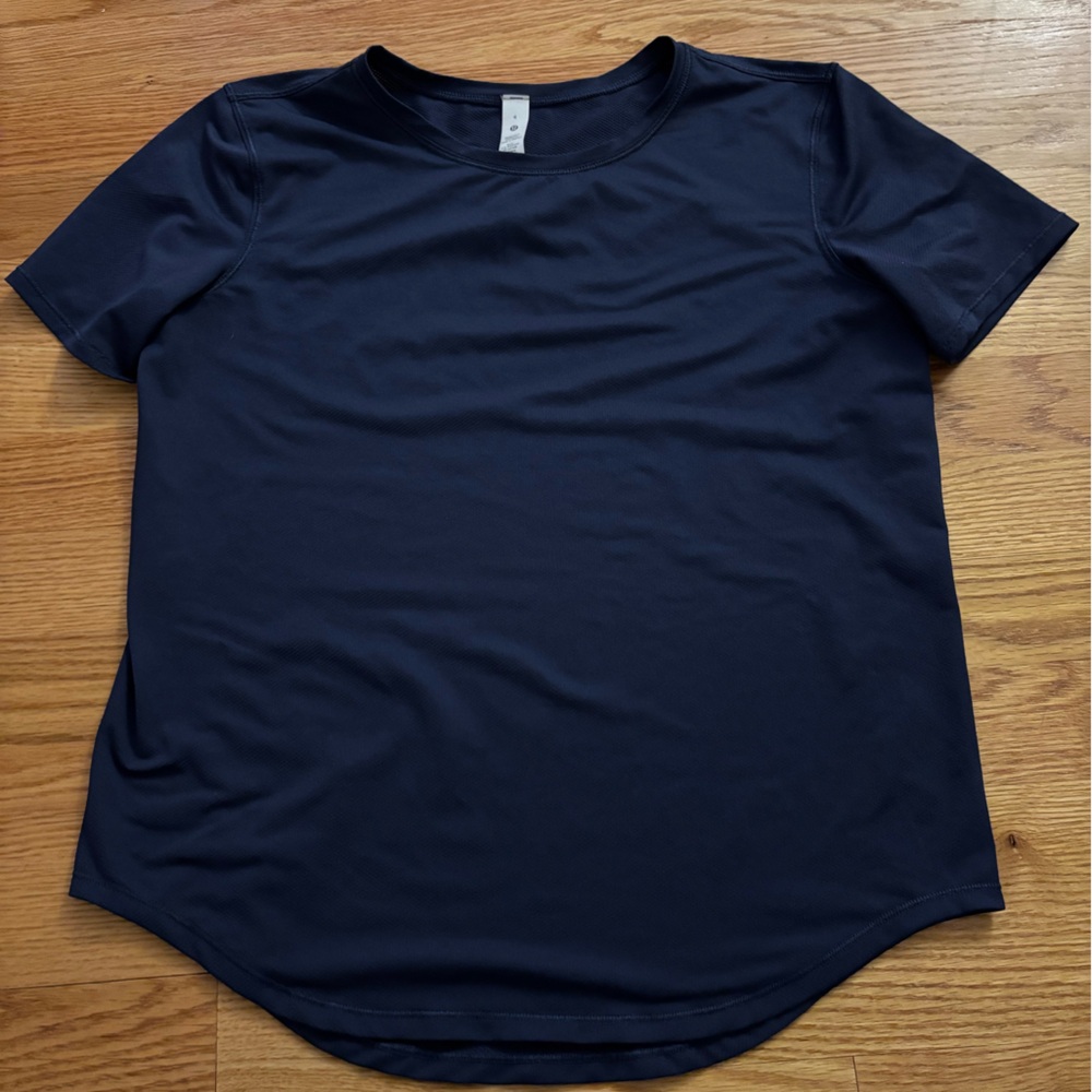 Lululemon Navy T-Shirt